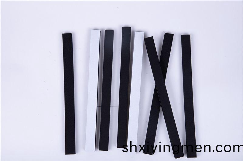 CR減震保(bao)溫條(tiao)